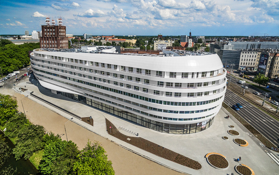 Plăci Minerale Compozite CORIAN Cladding pentru Fațadă Ventilată